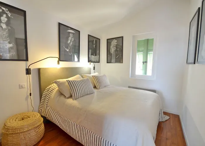 Sur One Bed Villefranche-sur-Mer