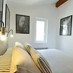 Sur One Bed Villefranche-sur-Mer